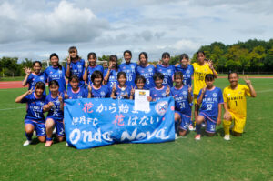 準優勝チーム集合写真